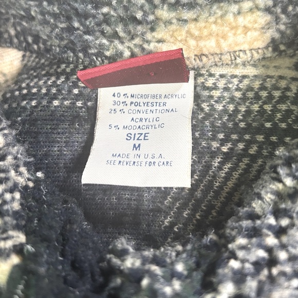 VTG Palmetto’s Cropped Plaid Teddy Jacket - Picture 11 of 15